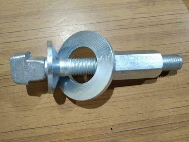 Crusher Screen Clamping Bolt & Nuts